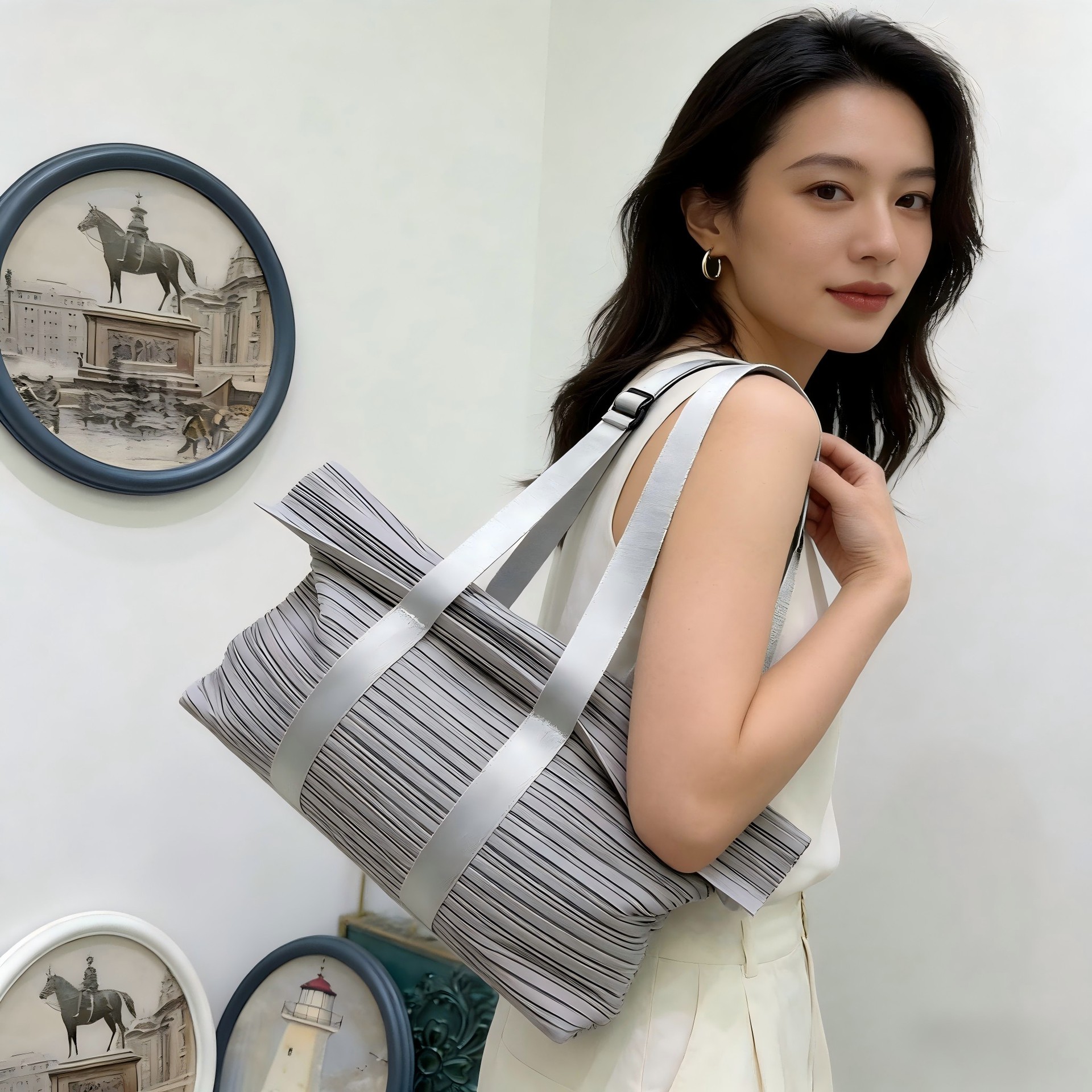Luxury Bags China Wholesale - Stylish and luxurious handbag/crossbody bag, same