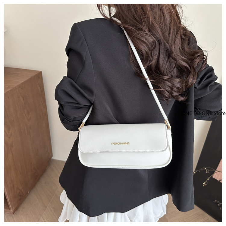 Luxury Bags China Wholesale - Wholesale Fashion Light Luxury Portable Baguette