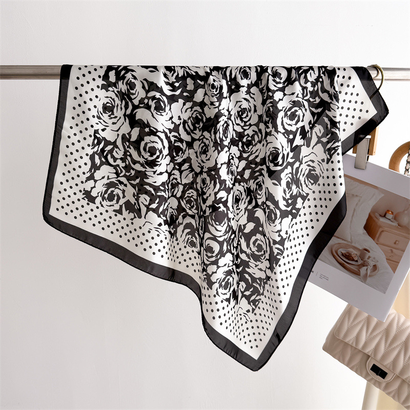 Luxury New Printed Scarves Wom - Luxury Bags China Wholesale recensione e prezzo