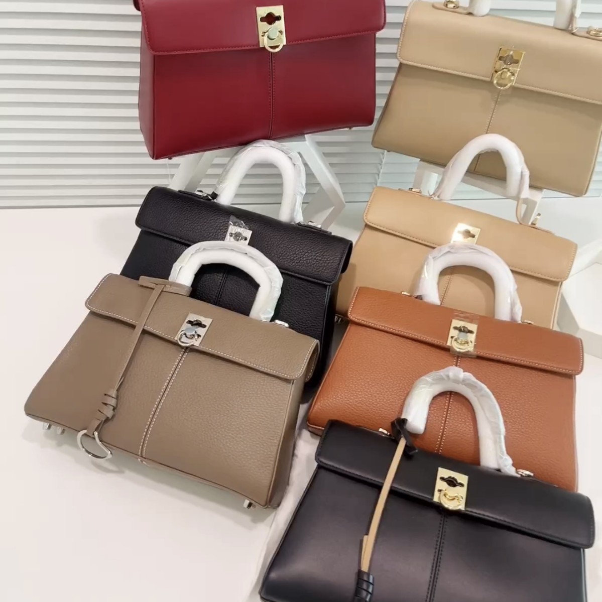 Creative Niche Genuine Leather - Half Moon Bag Suede recensione e prezzo