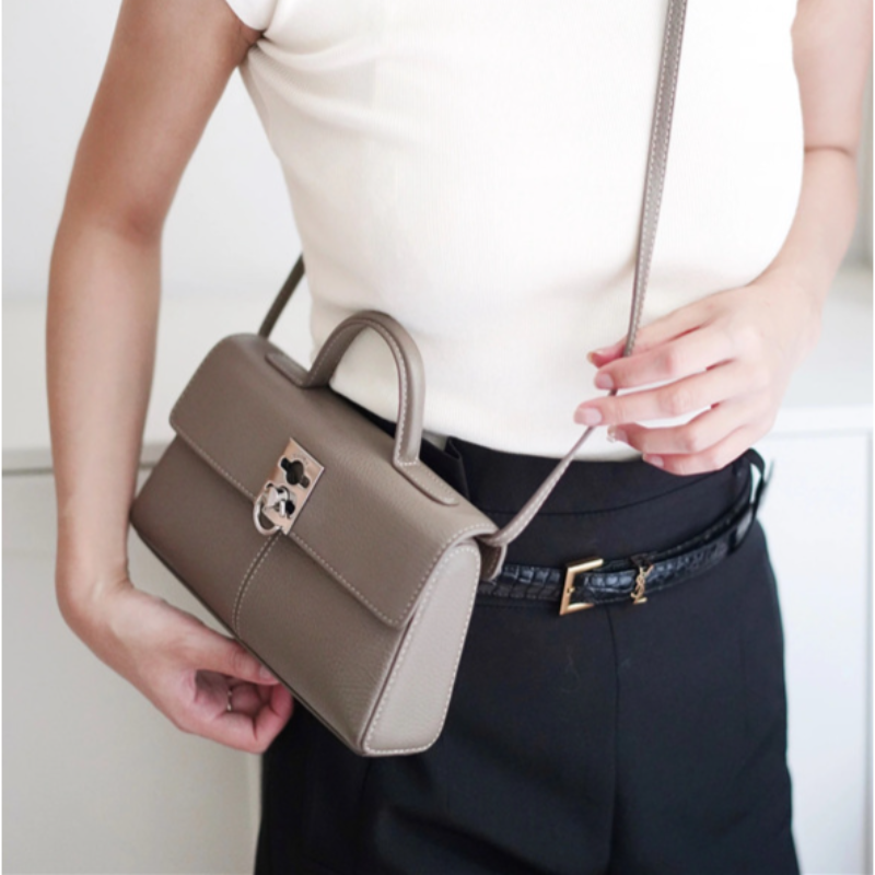 Creative Niche Genuine Leather - Half Moon Bag Suede recensione e prezzo