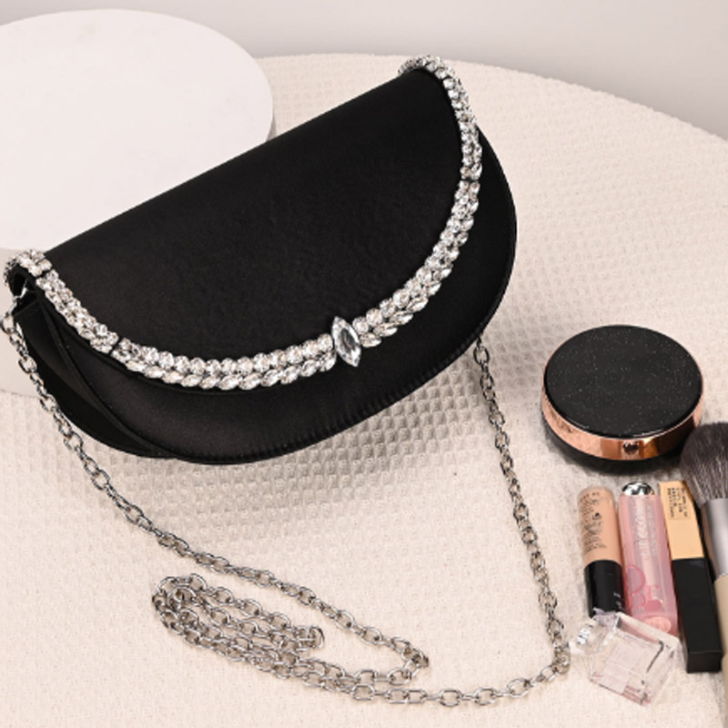 Luxury Sparkling Diamond Asymm - Half Moon Bag Suede recensione e prezzo