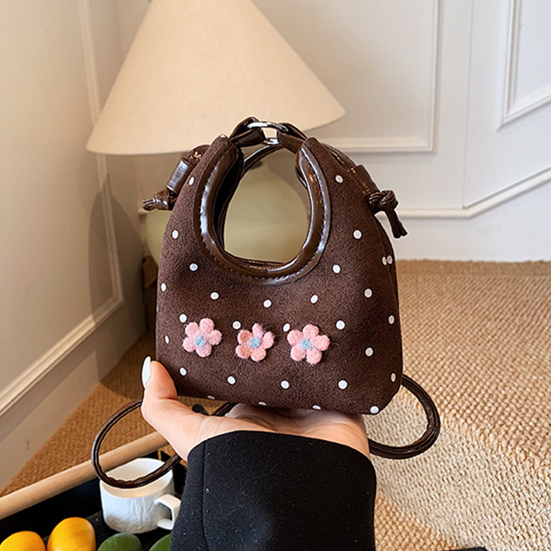 Autumn Winter Sweet Flower Min - Half Moon Bag Suede recensione e prezzo