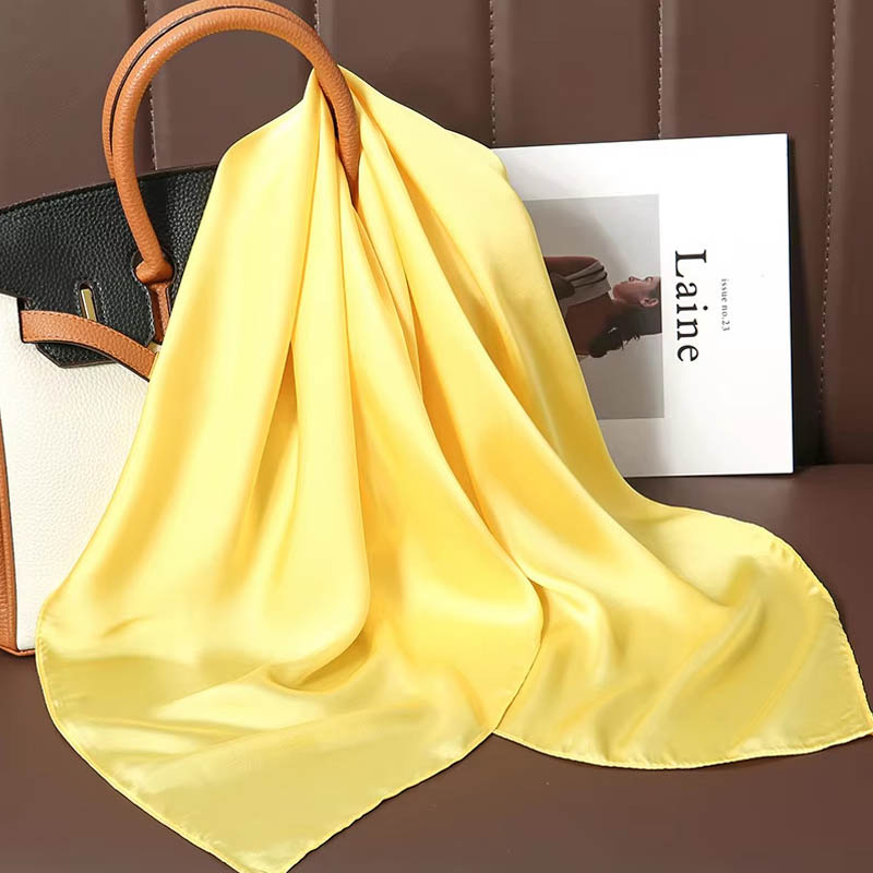 Luxury Solid Color Silk Square - Luxury Bags Duffle recensione e prezzo
