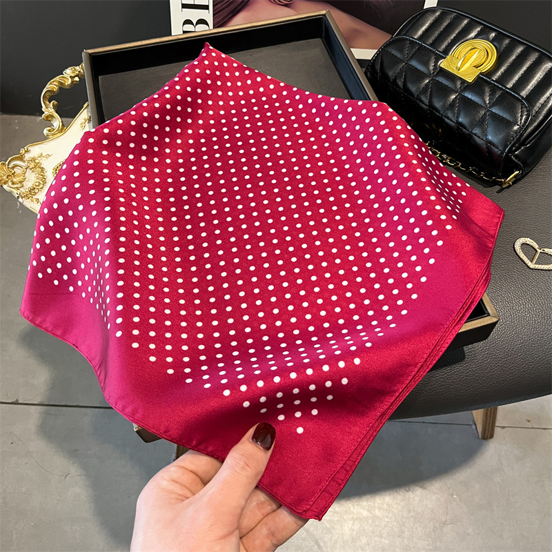 Luxury New Printed Scarves Wom - Luxury Bags China Wholesale recensione e prezzo