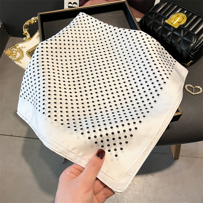 Luxury New Printed Scarves Wom - Luxury Bags China Wholesale recensione e prezzo