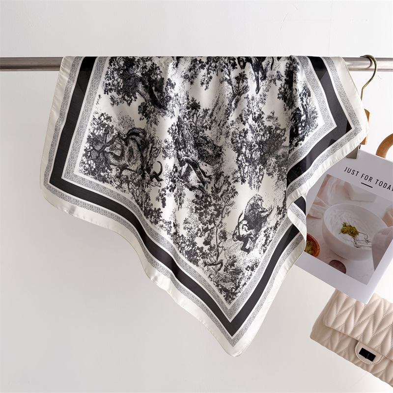 Luxury Jungle Printed Scarves  - Luxury Bags China Wholesale recensione e prezzo