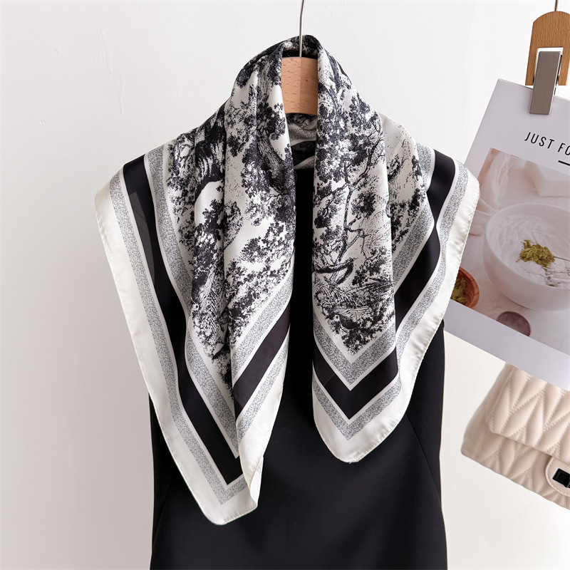 Luxury Jungle Printed Scarves  - Luxury Bags China Wholesale recensione e prezzo