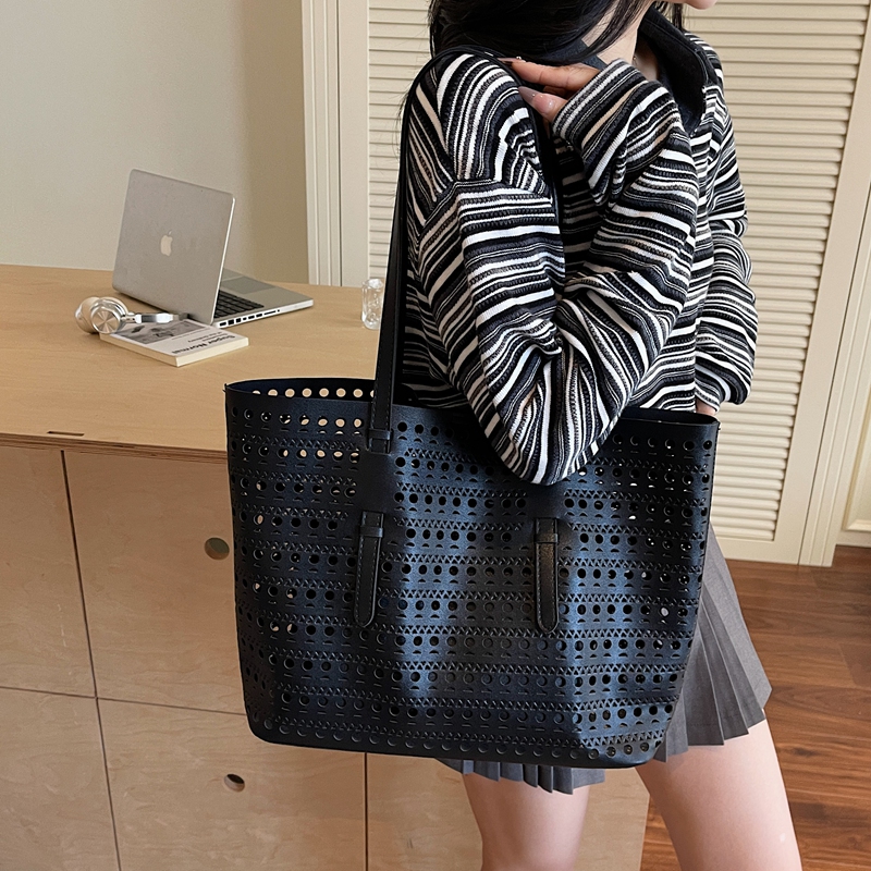 Large Size Shoulder Tote Bags  - Luxury Bags Supplier recensione e prezzo