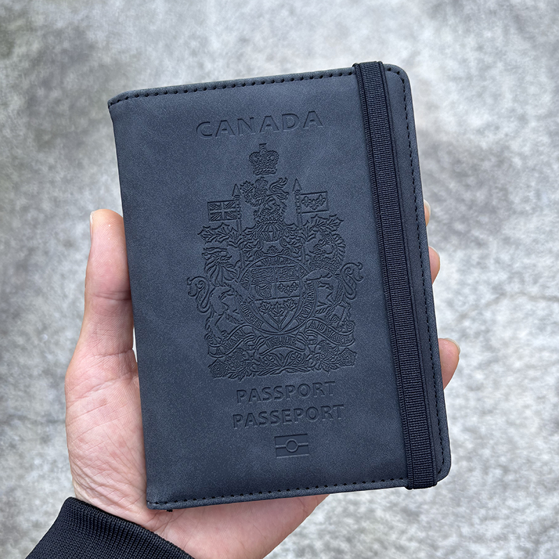 Canada Passport Cover Women Rf - Luxury Bags Canada recensione e prezzo