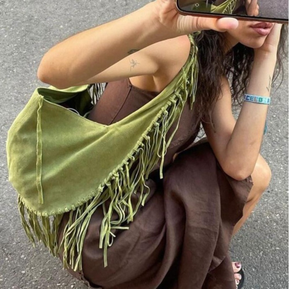 New Long Tassel Women's Should - Half Moon Bag Suede recensione e prezzo