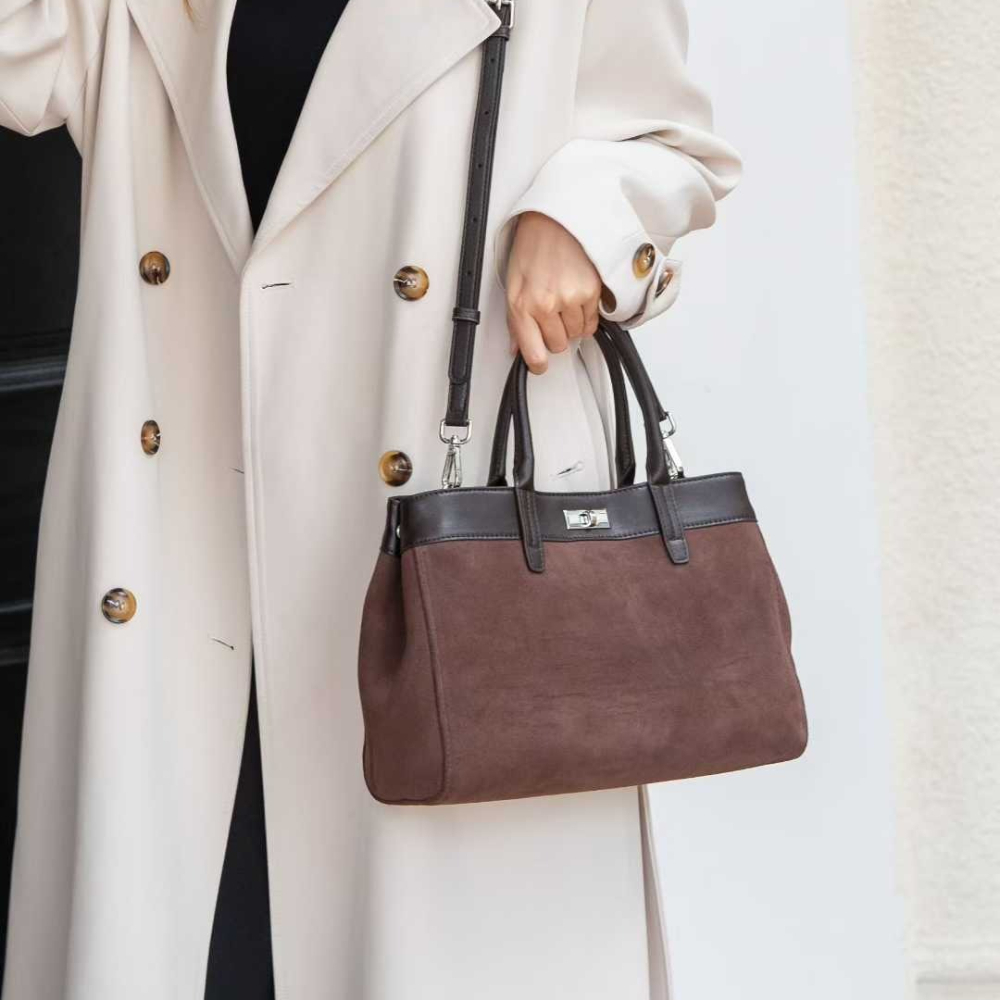 Genuine Leather Suede Womens V - Half Moon Bag Suede recensione e prezzo