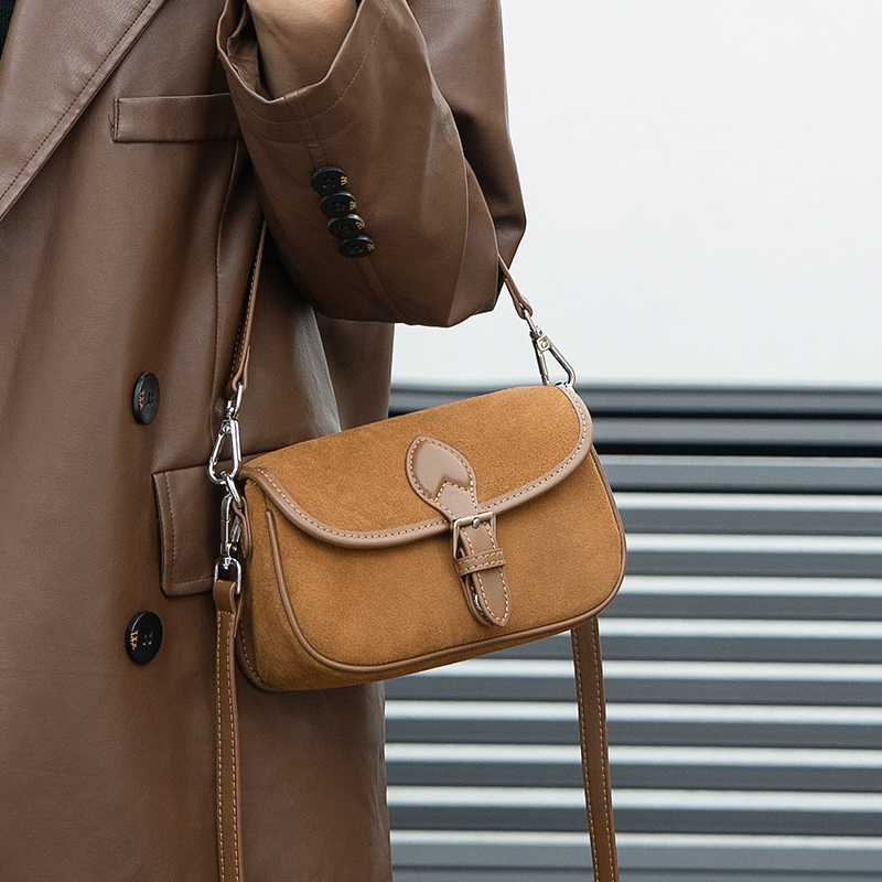 Autumn and winter women's Natu - Half Moon Bag Suede recensione e prezzo