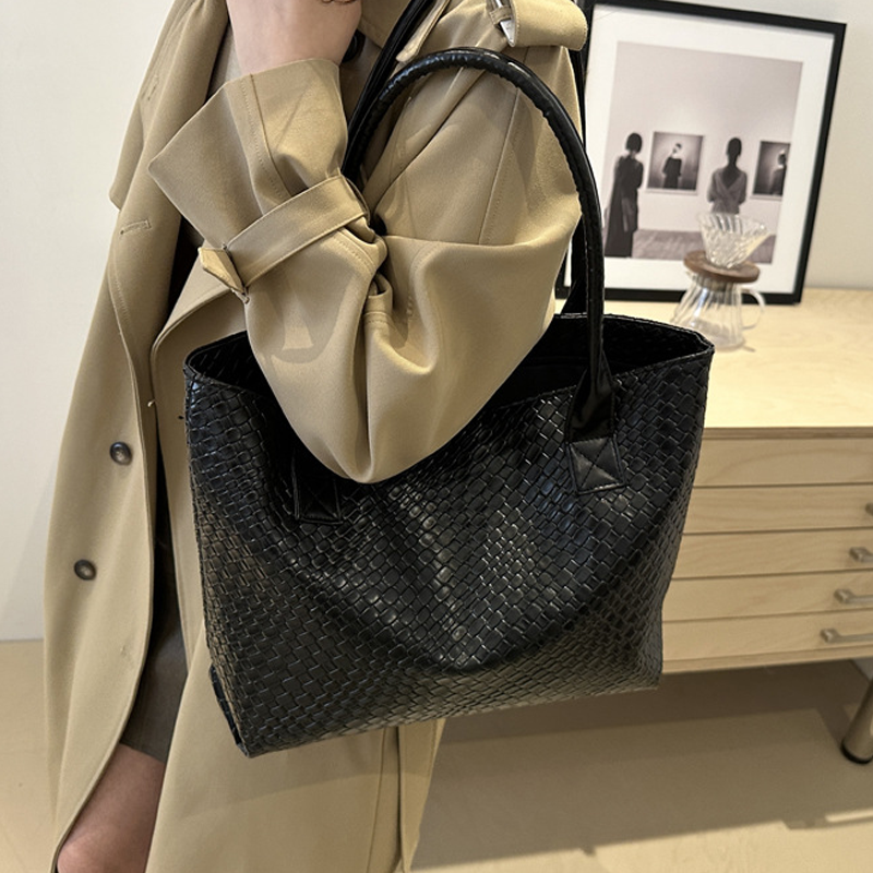 New Luxury Women's Tote Bags L - Luxury Bags Supplier recensione e prezzo