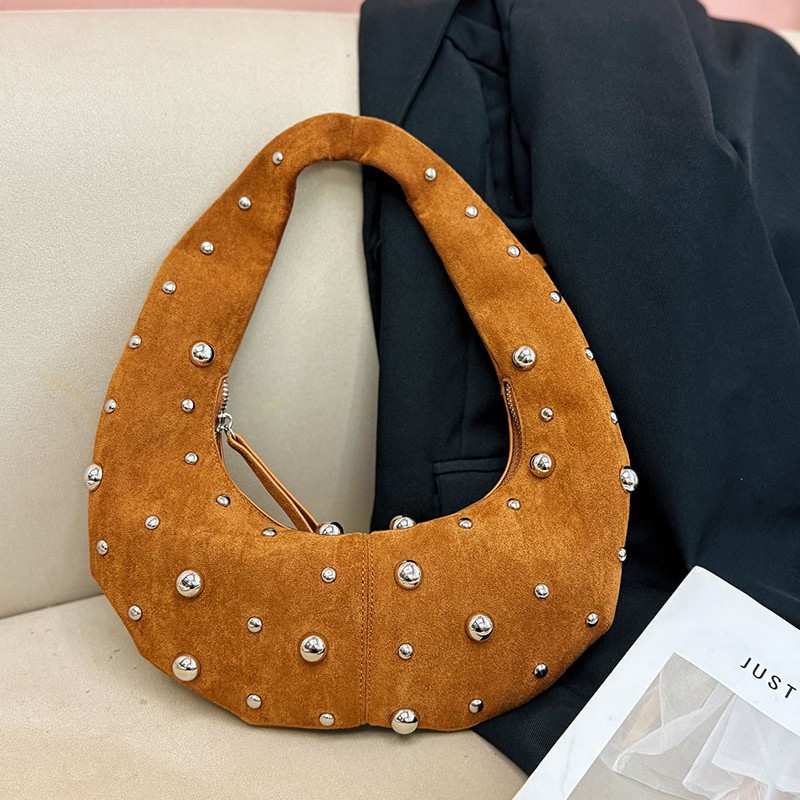 Vintage Rivet Faux Suede Halfm - Half Moon Bag Suede recensione e prezzo