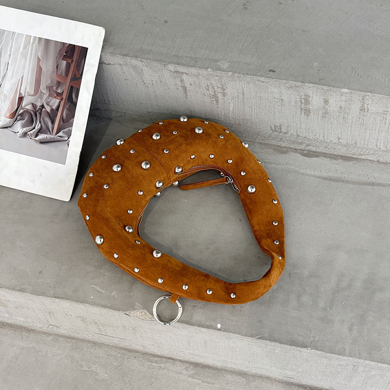Vintage Rivet Faux Suede Halfm - Half Moon Bag Suede recensione e prezzo